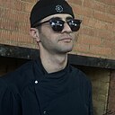 Знакомства: Мансур, 26 лет, Яван