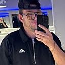 Знакомства: Кирилл, 21 год, Челябинск