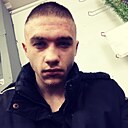 Знакомства: Кирилл, 23 года, Красноярск