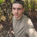 Знакомства: Алексей, 25 лет, Белгород