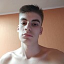 Знакомства: Максим, 21 год, Краснодар