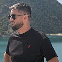 Знакомства: Богдан, 28 лет, Невинномысск