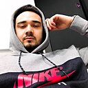 Знакомства: Evgeniy, 29 лет, Магнитогорск