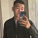 Знакомства: Артем, 22 года, Якутск