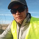 Знакомства: Уктамжан, 31 год, Волгоград