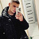 Знакомства: Илья, 24 года, Комсомольск-на-Амуре