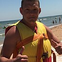 Знакомства: Кирилл, 34 года, Мурманск