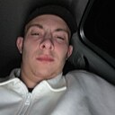 Знакомства: Санек, 18 лет, Челябинск