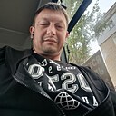 Знакомства: Артём, 37 лет, Отрадное