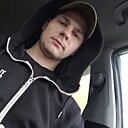 Знакомства: Андрей, 21 год, Крымск