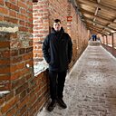 Знакомства: Евгений, 30 лет, Трехгорный