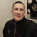 Знакомства: Виктор, 31 год, Севастополь