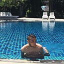 Знакомства: Денис, 31 год, Энгельс