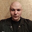 Знакомства: Александр, 25 лет, Новомосковск