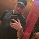 Знакомства: Кирилл, 25 лет, Владивосток