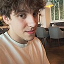 Знакомства: Юрий, 20 лет, Сургут