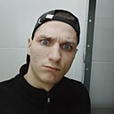 Знакомства: Илья, 22 года, Иваново