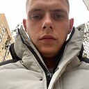 Знакомства: Илья, 23 года, Саратов
