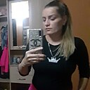 Знакомства: Елена, 37 лет, Усолье-Сибирское