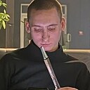 Знакомства: Данил, 22 года, Луганск