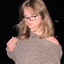 Знакомства: Лиза, 19 лет, Екатеринбург