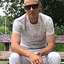 Знакомства: Максим, 26 лет, Москва