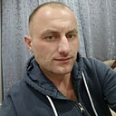 Знакомства: Виктор, 37 лет, Омск