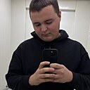 Знакомства: Илья, 22 года, Гомель