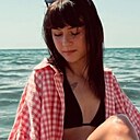 Знакомства: Лизонька, 18 лет, Горловка