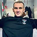 Знакомства: Евгений, 28 лет, Луга