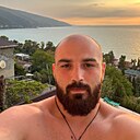 Знакомства: Георгий, 24 года, Владикавказ