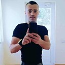 Знакомства: Юра, 33 года, Ровно