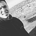 Знакомства: Виталик, 27 лет, Мариуполь