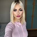 Знакомства: Daryna, 21 год, Прага