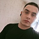 Знакомства: Макс, 23 года, Оленегорск