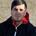 Знакомства: Isla, 28 лет, Нальчик