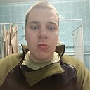 Знакомства: Максим, 21 год, Ноябрьск