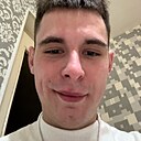 Знакомства: Макс, 21 год, Волковыск