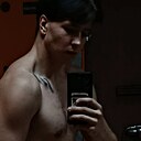 Знакомства: Марк, 24 года, Симферополь