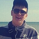 Знакомства: Илья, 35 лет, Салехард