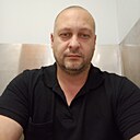 Знакомства: Игорь, 42 года, Москва