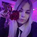 Знакомства: Лена, 35 лет, Шахтерск