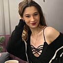 Знакомства: Карина, 19 лет, Волжский