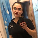 Знакомства: Полина, 27 лет, Томск