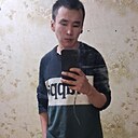 Знакомства: Евгений, 28 лет, Магадан