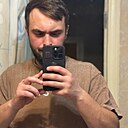 Знакомства: Макс, 25 лет, Перевальск