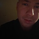 Знакомства: Данил, 22 года, Калининск