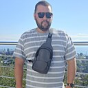 Знакомства: Максим, 34 года, Таганрог