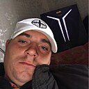 Знакомства: Артём, 28 лет, Солигорск