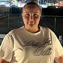 Знакомства: Анна, 28 лет, Екатеринбург